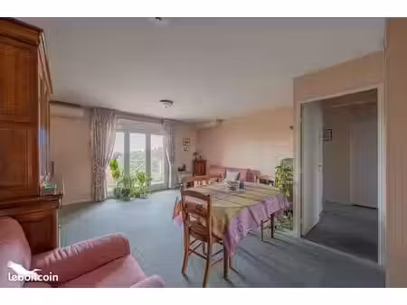 appartement 4 pièces 84 m²