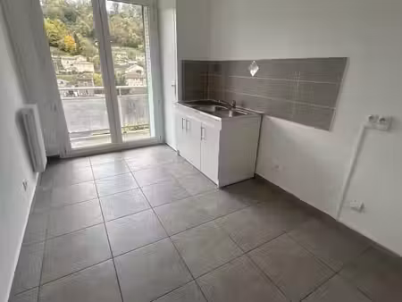 appartement 3 pièces 76 m²