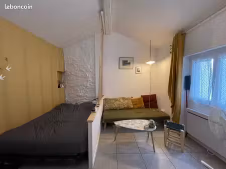 à louer - studio de 22 m2 composé d’une cave - centre-ville de nîmes