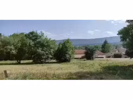 vente terrain 740 m² à sisteron (04200)  85 000 €