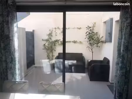 location - aigues-mortes - appartement de type f1 35m2