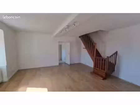 vente maison eclose badiniere 66m2