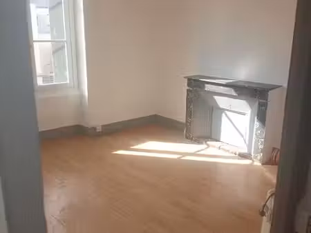 appartement dans immeuble ancien