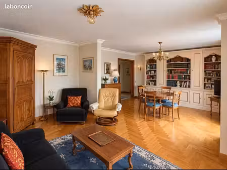 appartement 106m2 - tennis privé