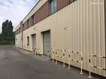 local d'activité 216 m²