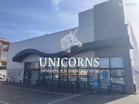 local commercial 450 m²