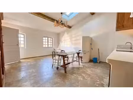 montpellier ( écusson ) appartement 4 pieces meublé de 79.50 m²