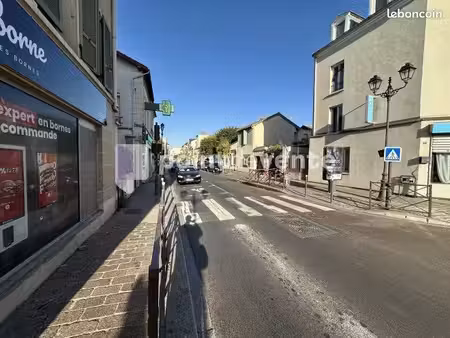 commerce beauté/coiffure 75 m²