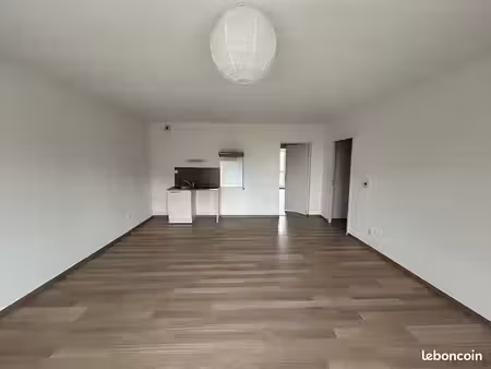 appartement 3 pièces 64 m²