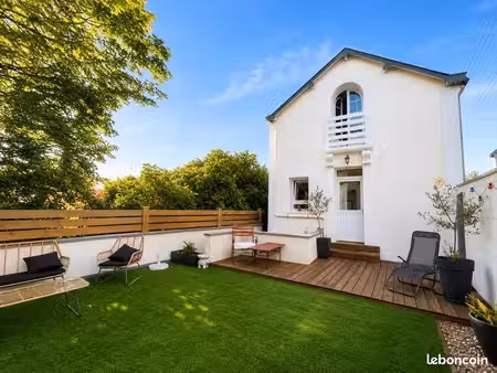 maison 80 m² avec cour  garage 21 m² et atelier – saint-cyr-sur-loire