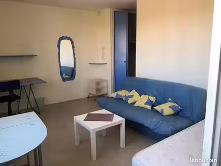 studio 1 pièce 25 m²