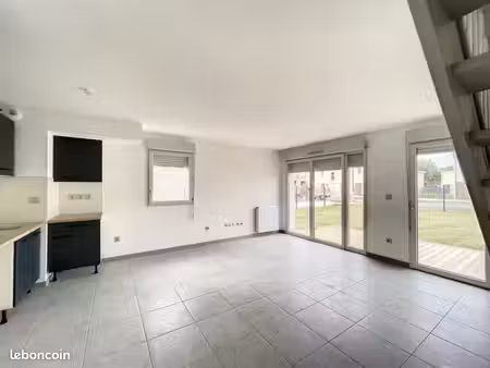 villa 3 pièces 65 m²