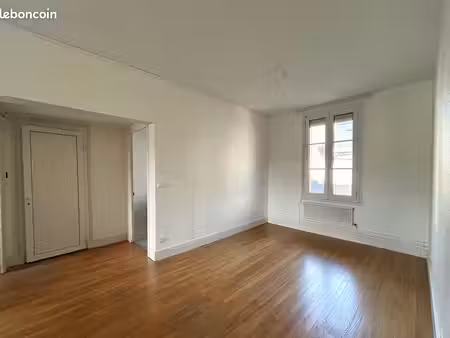 grand appartement 4 pièces