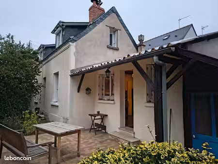 loue maison de ville
