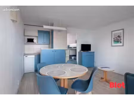 studio 1 pièce 25 m²
