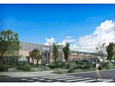 local commercial 138 m² saint cyr sur loire