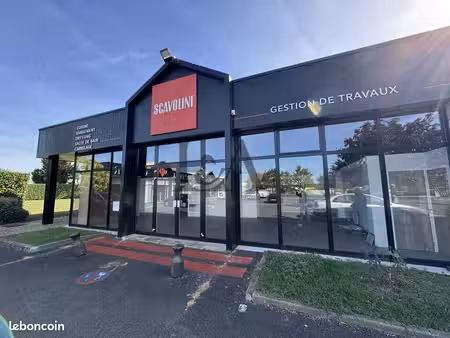local commercial 375 m² tours
