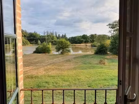 maison en sologne avec étang