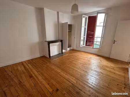 maison de ville 1 chambre montargis
