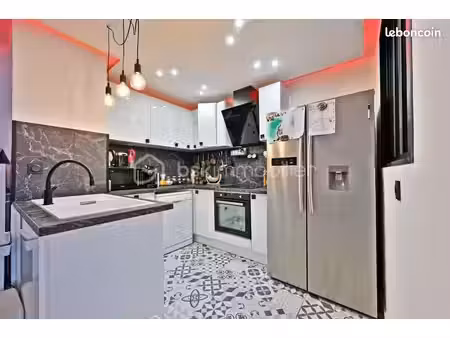 appartement 3 pièces 56 m²