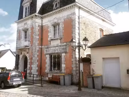 local commercial à saint coulomb