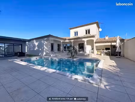 villa 5 chambres avec piscine