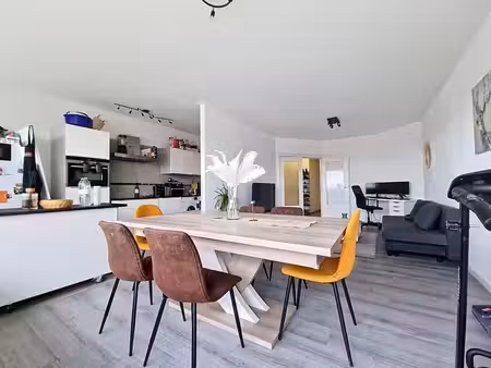 appartement 2 chambres avec terrasse