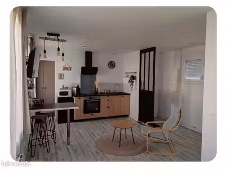 studio meublé