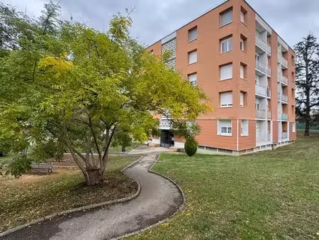 appartement t2 63 m² + parking — rive-de-gier