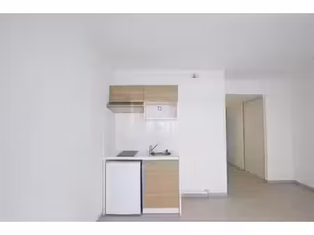 studio de 30m² - rue félix mangini à lyon 9