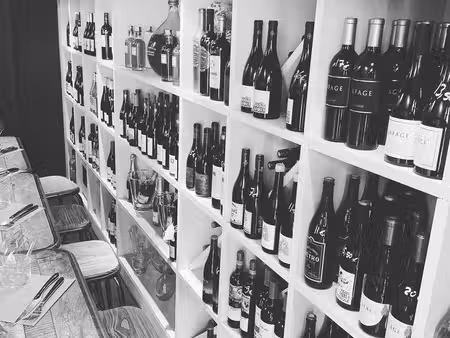bar à vin ou autres