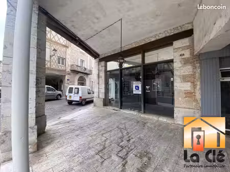 local 64 m² agen