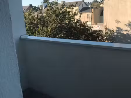 appartement lumineux et traversant de 3 pièces avec parking - quartier toutes aides
