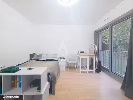 appartement 1 pièce 28 m²