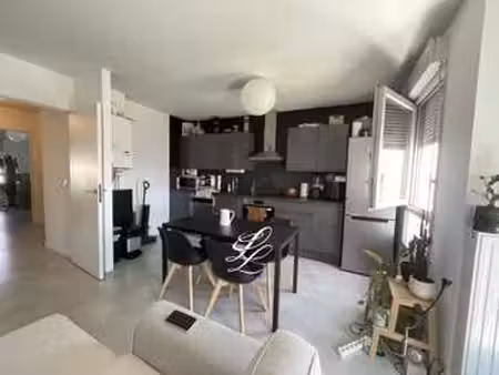 location appartement 3 pièces à tours (37000) : à louer 3 pièces / 60m² tours