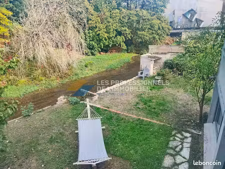 maison de ville 11 pièces 246 m²