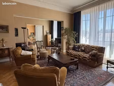 appartement 10 pièces 266 m²