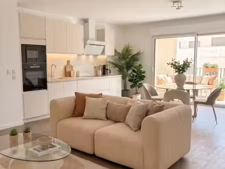 appartement 4 pièces 96 m²