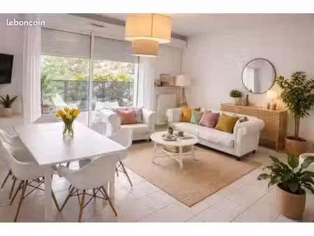 appatement t 4 avec grande terrasse
