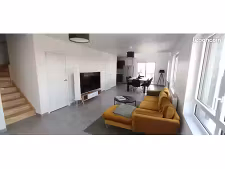 loft duplex avec terrasse et parkings