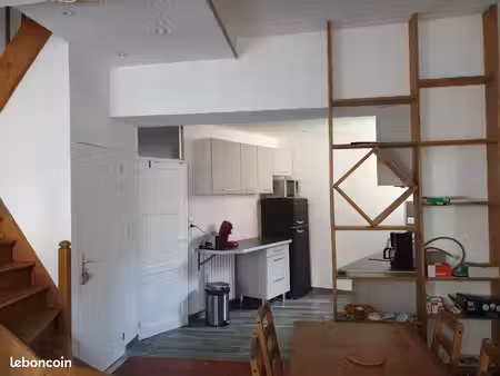 appartement-maison meublé trois chambres