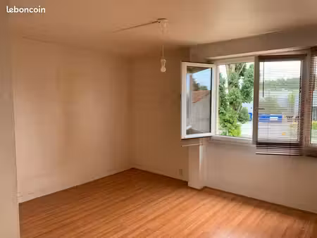 montreuil – appartement 3 pièces traversant de 56 m² – 2 chambres