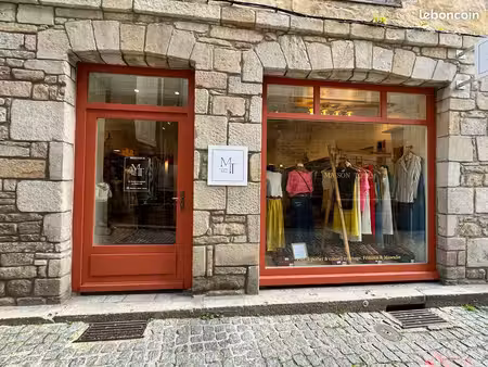 espace de sous-location 23 m2 boutique pap féminin vannes intramuros