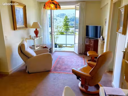 centre-ville de cahors appartement 65 m² avec parking - ascenceur - balcon vue panoramique