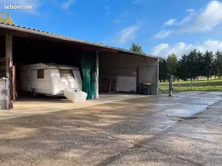 parking couvert camping car  caravane