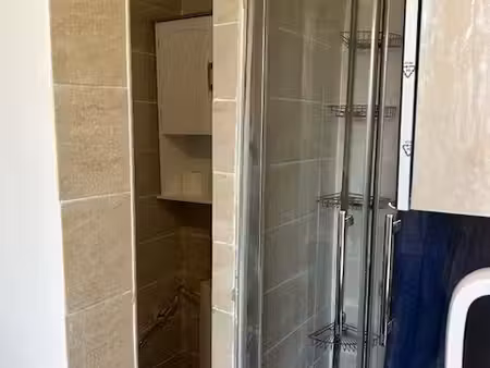 studio de 10 m2 à 25 minutes de paris saint-lazare