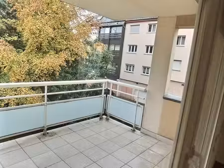 a louer mulhouse dornach 2 pieces terrasse et garage