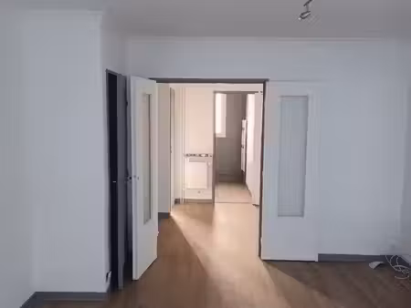 t3 64 m² rénové + garage – secteur fauriel – 550 + 170 charges