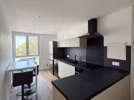 t3/f3 de 70m2 neuf au 1er étage avec cave