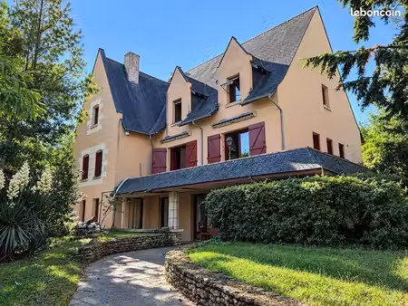 propriété 13 pièces 291 m²